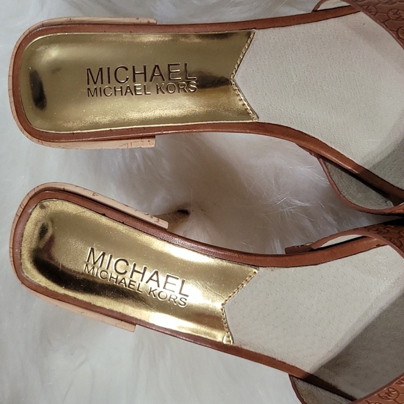 Michael Kors Mules - Picture 2 of 8